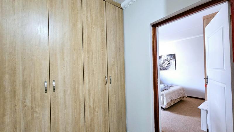 3 Bedroom Property for Sale in Island View Western Cape